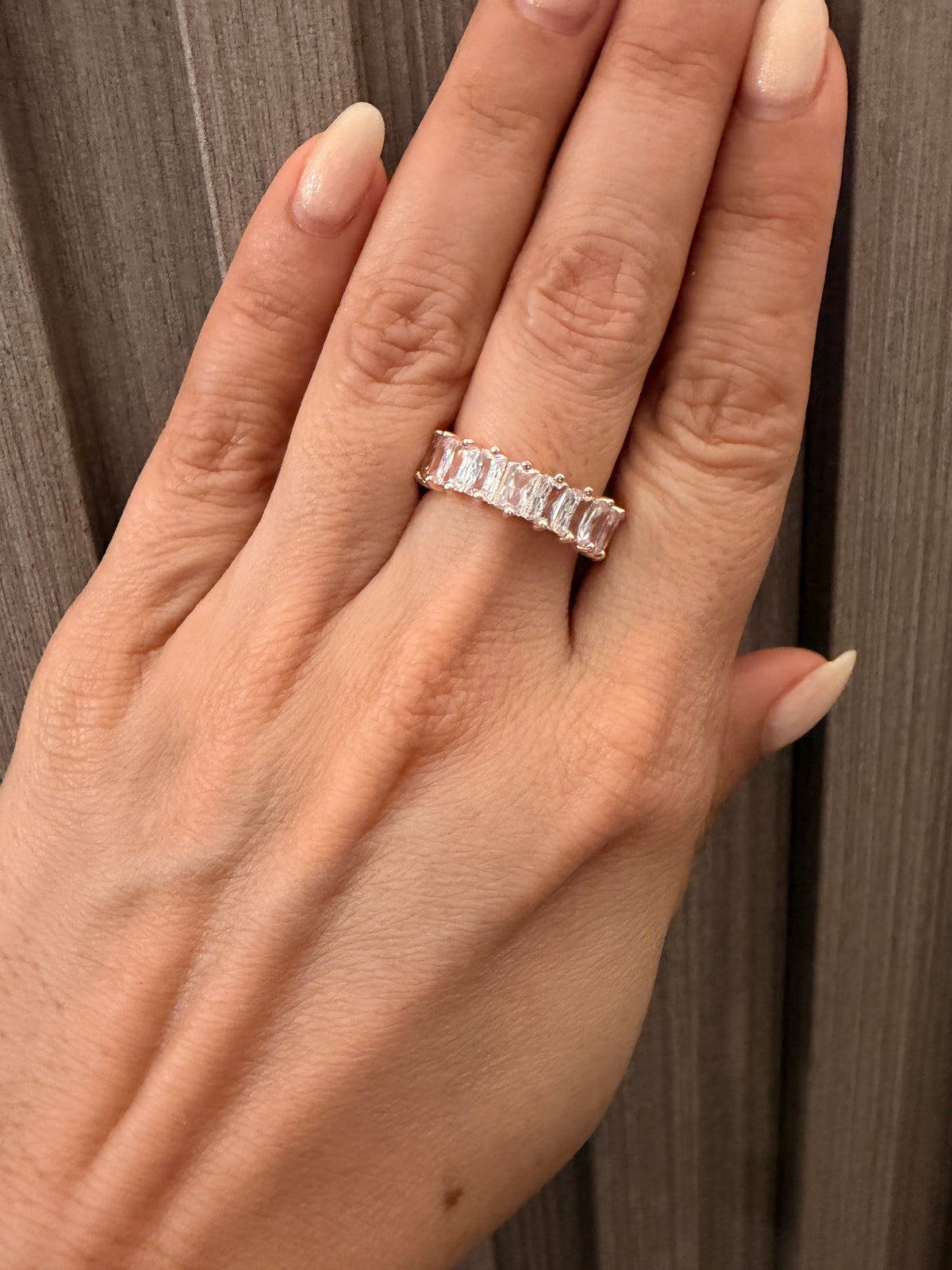 Anillo de baguettes white pink rodinado