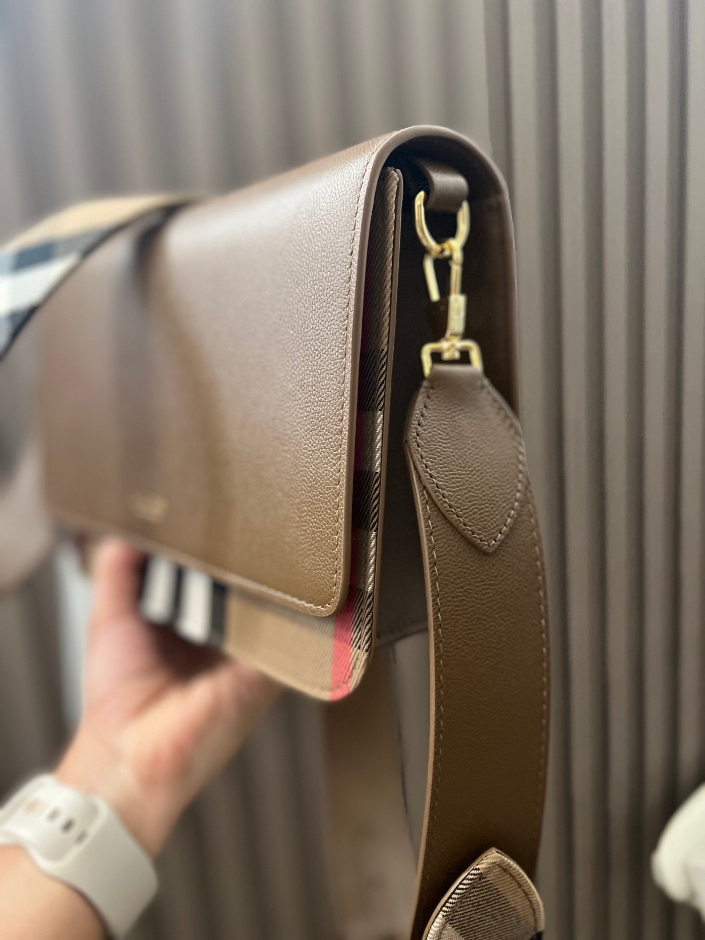 Burberry Mackford Marrón