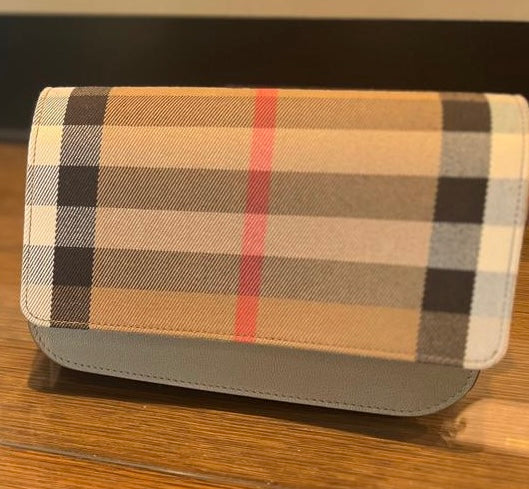 Burberry Madison Chestnut Beige