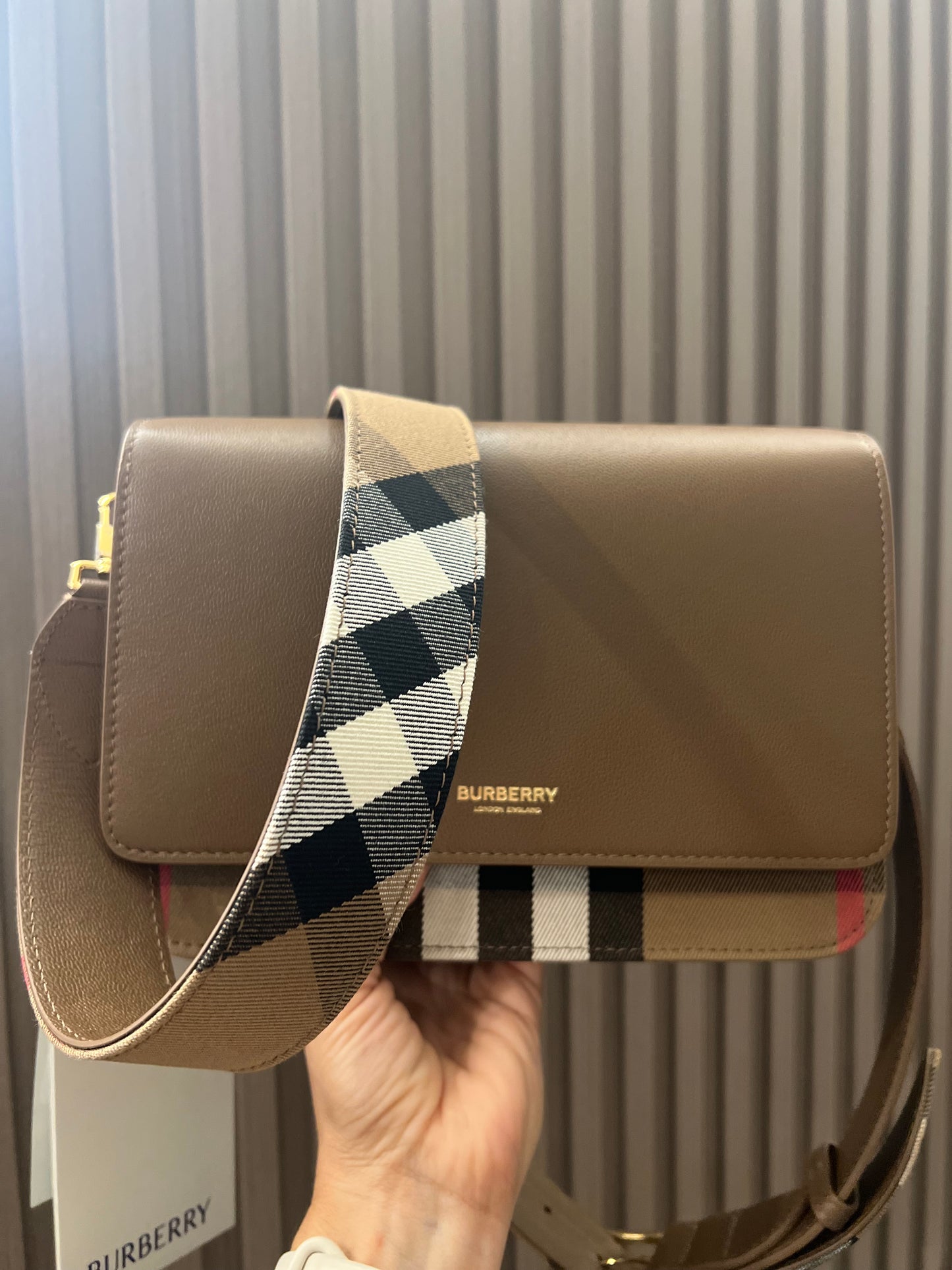 Burberry Mackford Marrón