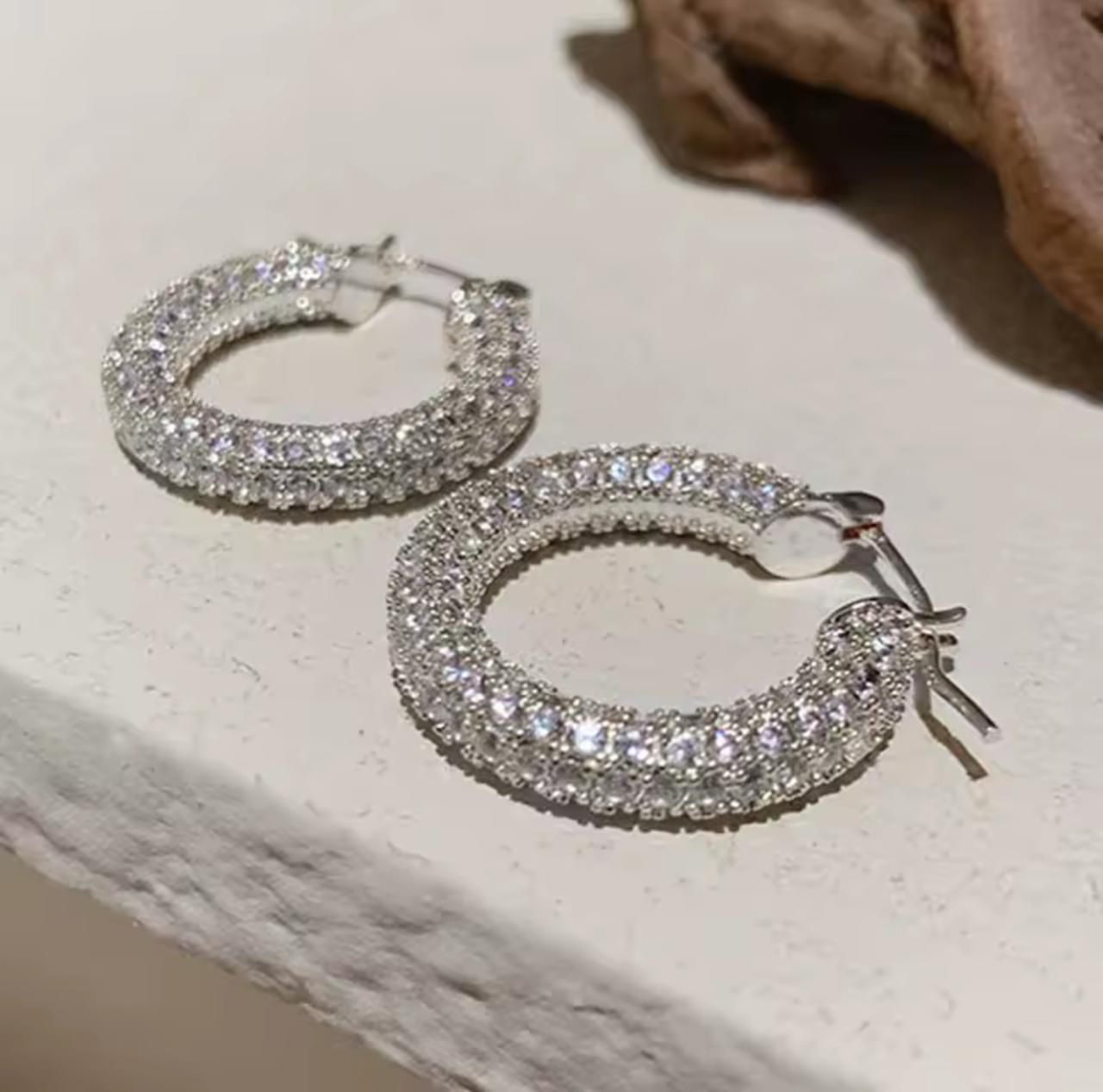 Argollas silver con Cz rodinadas