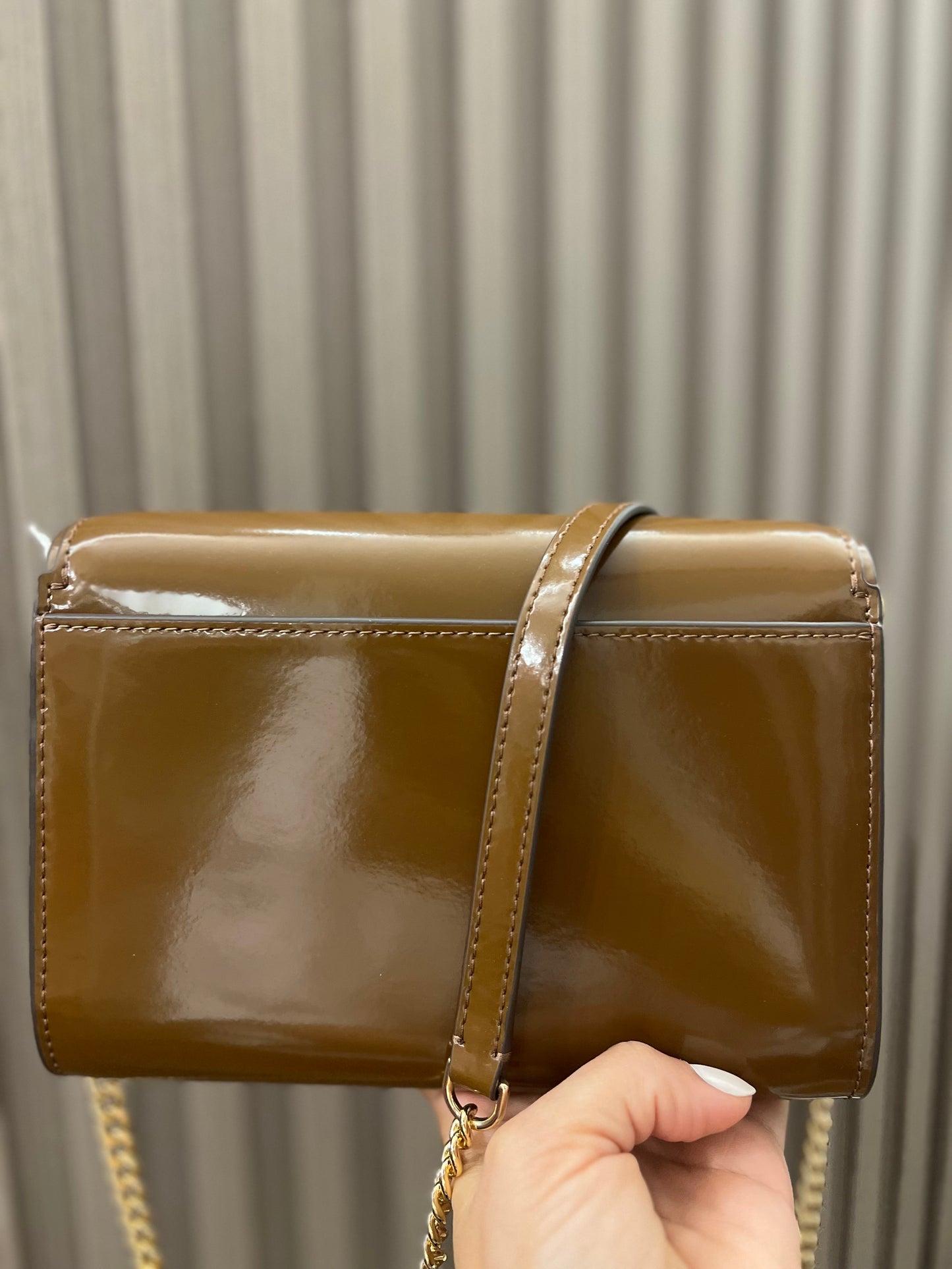 Tory Burch Emerson Chain Wallet