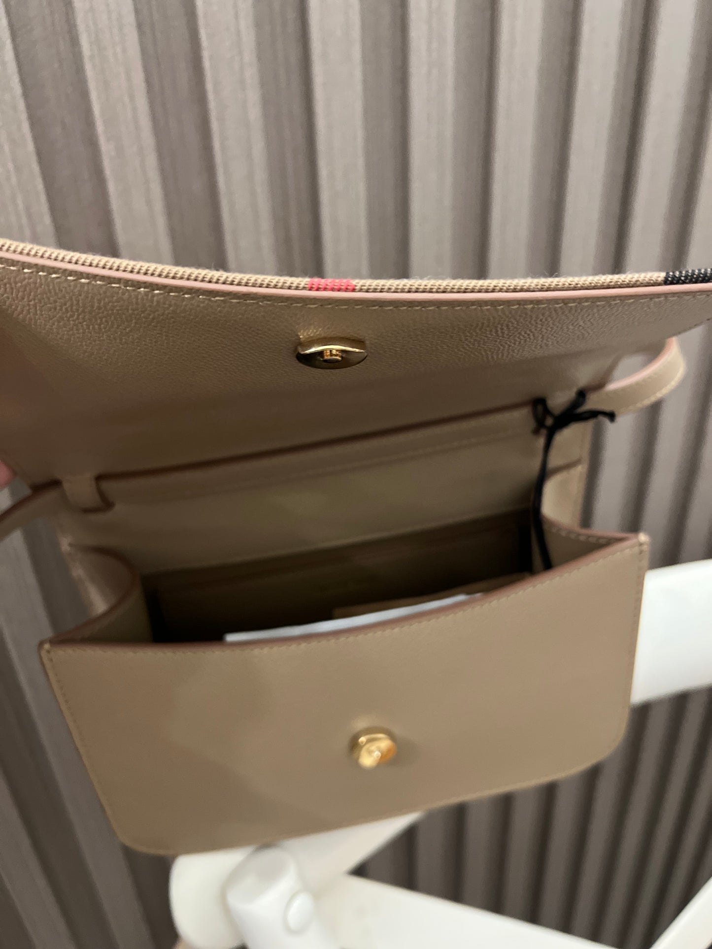 Burberry Madison Chestnut Beige