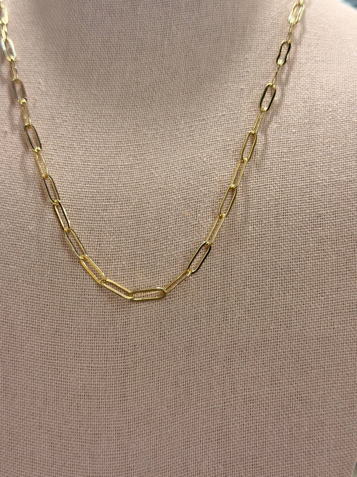 Cuello paper click Gold rodinado