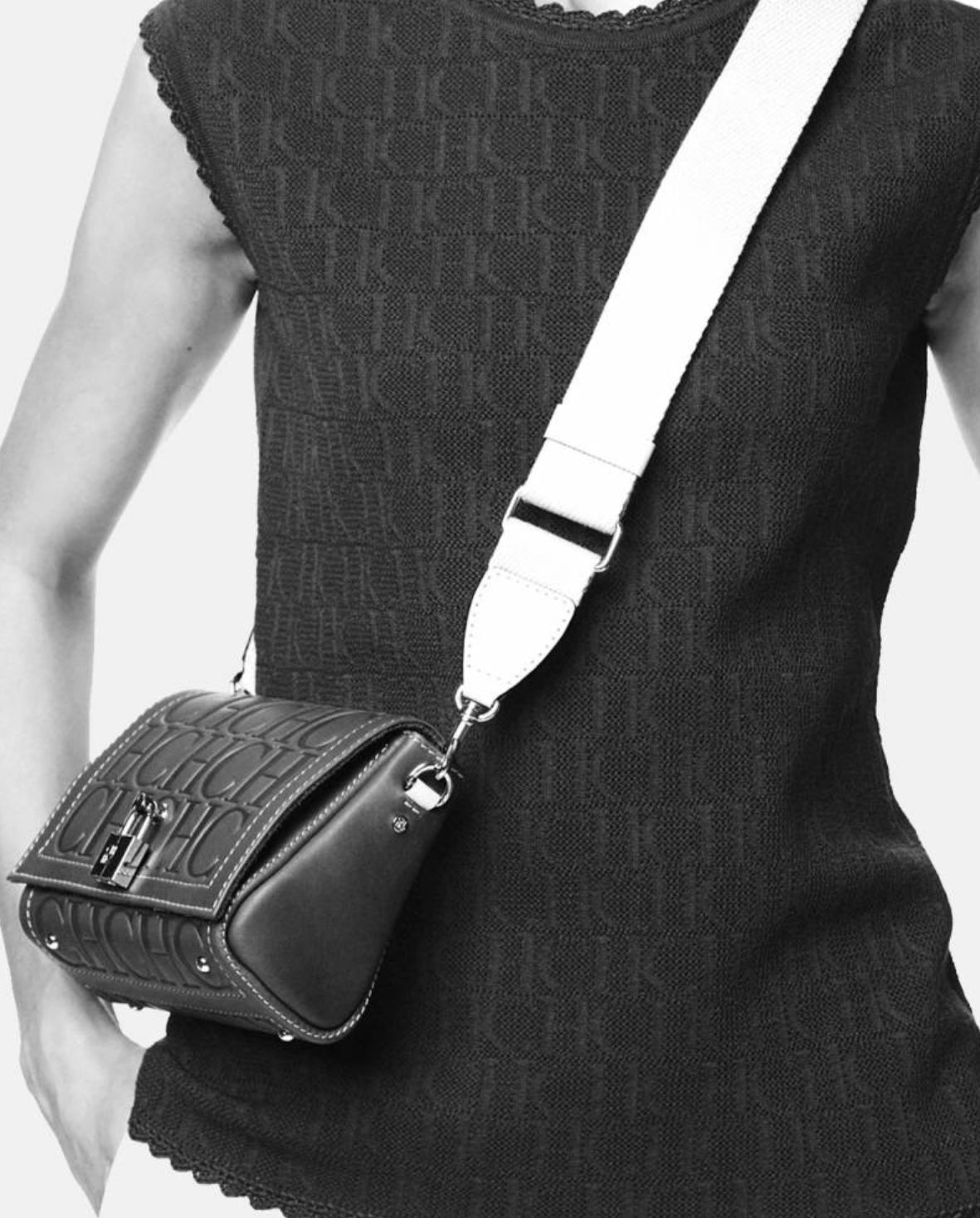 Pre Order Bolso Carolina Herrera Andy Locked Mini Crossbody