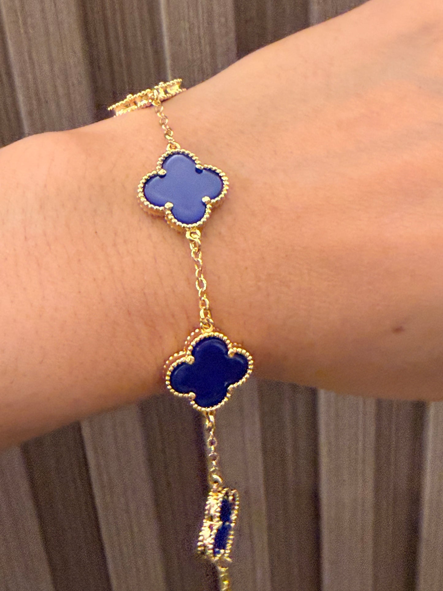 Pulsera de flor Blue con rodio
