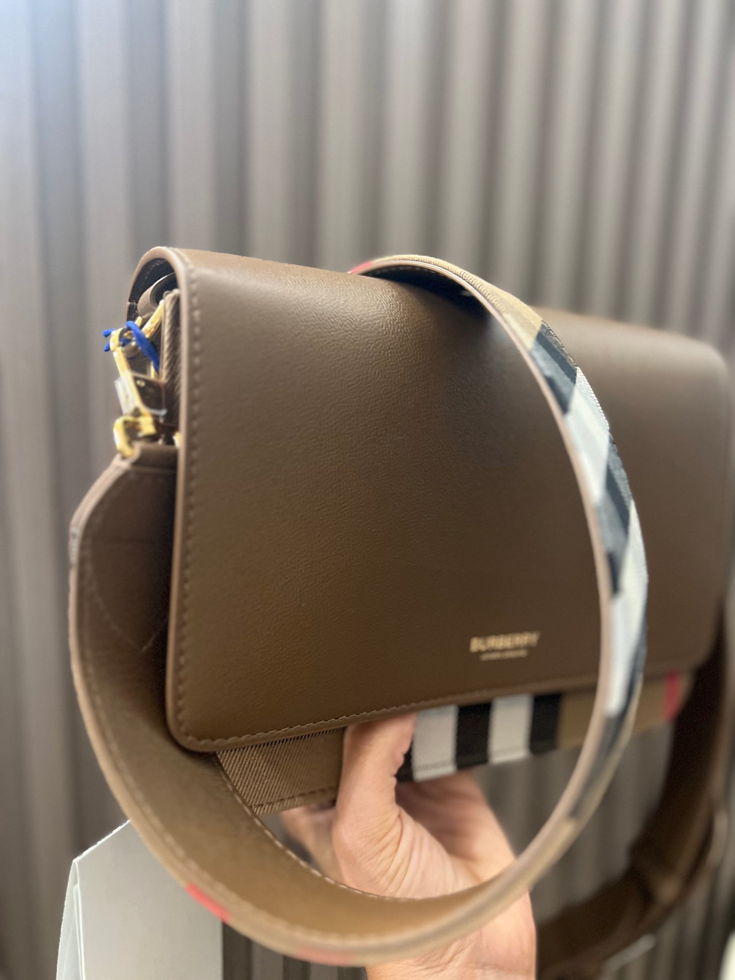 Burberry Mackford Marrón
