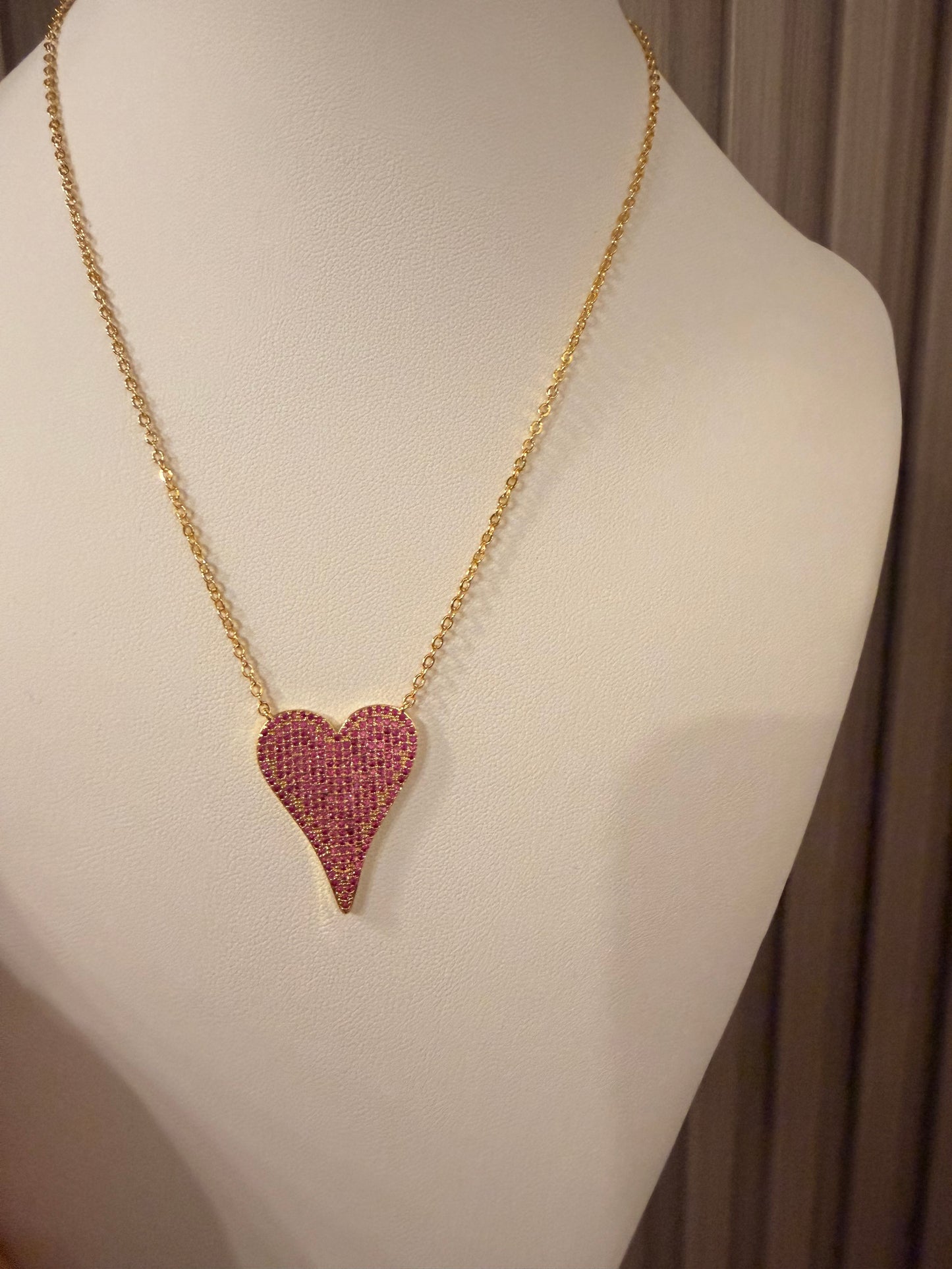 Cuello de corazón Cz Pink