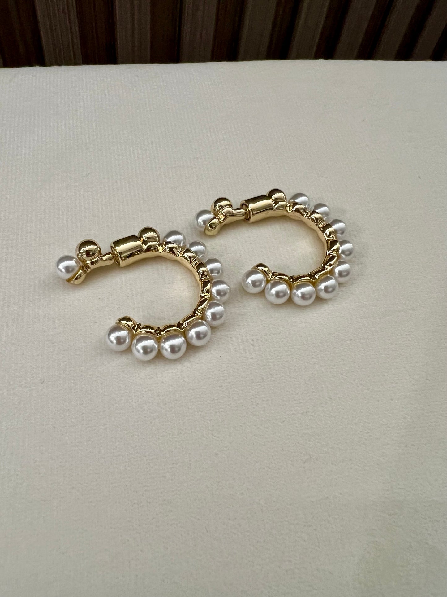 Argollas de Perlas rodinados Gold