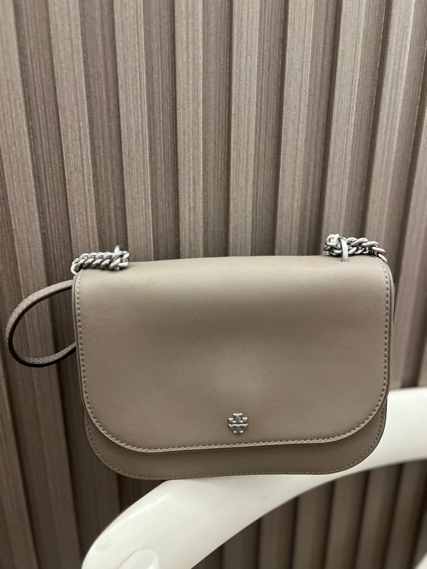 Bolso Tory Burch Adjustable Shoulder Bag - Gris