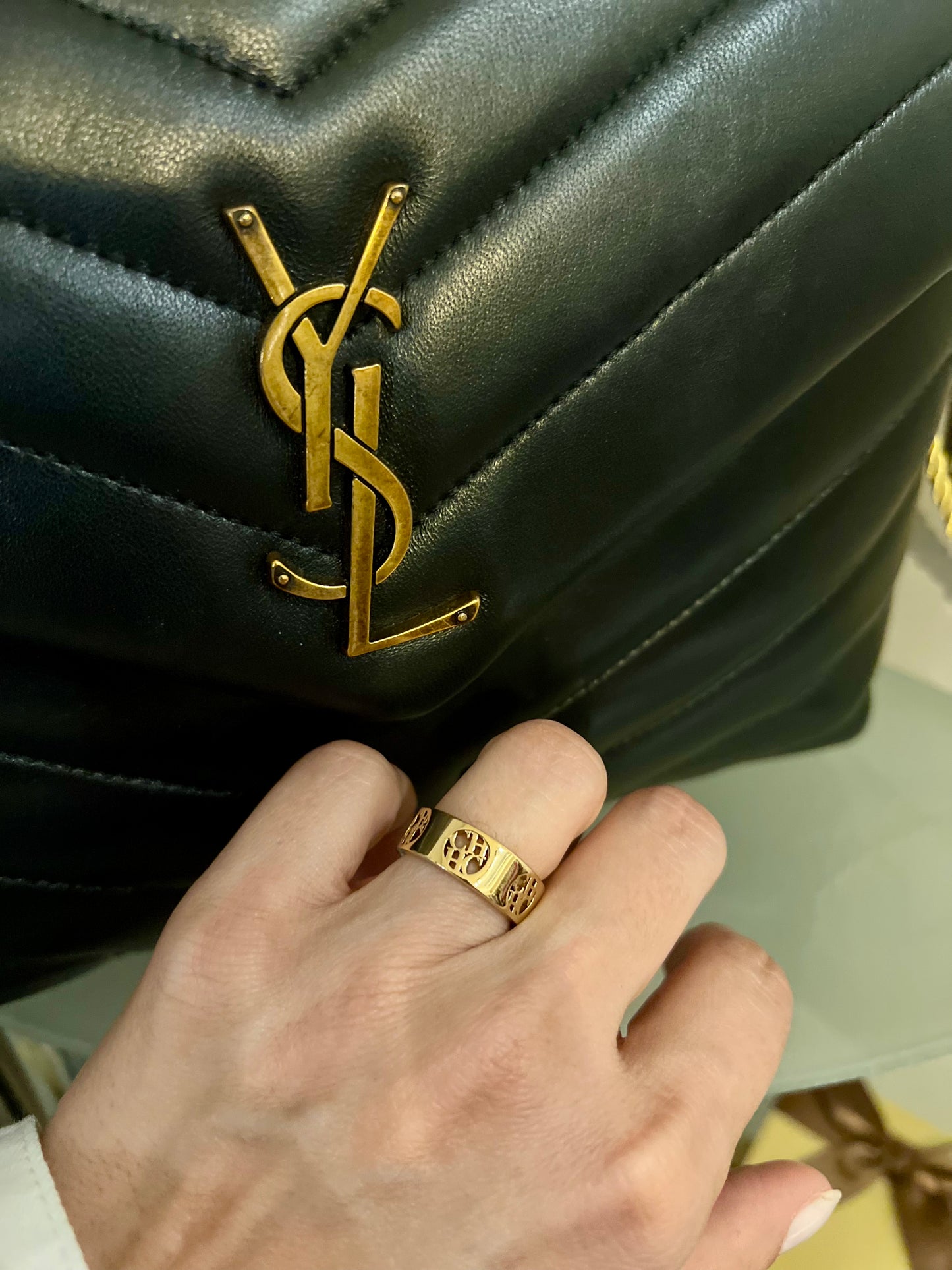 Anillo CH Initials Gold
