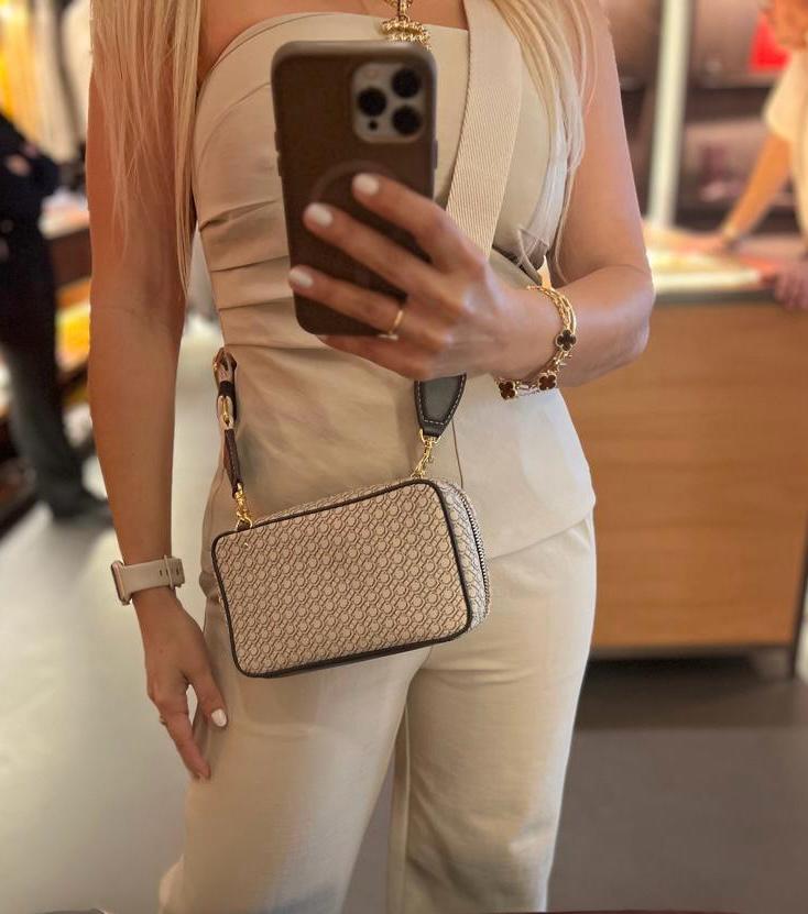 Carolina Herrera Shopping Crossbody Caracas