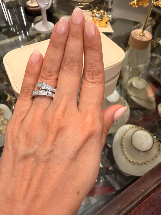 Anillo inspirado serpiente silver con circonias