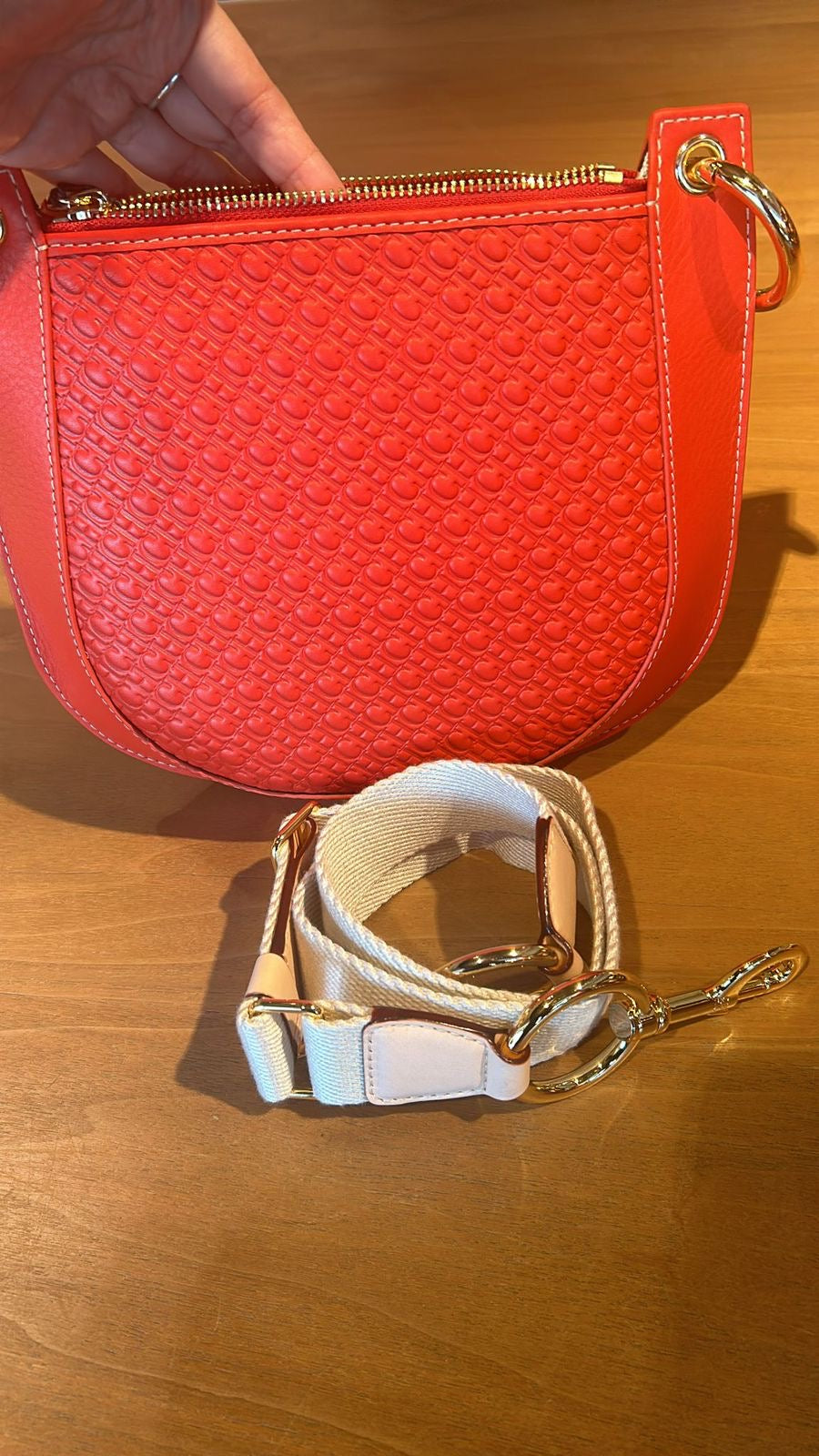 Bolso Carolina Herrera Red Castañuela