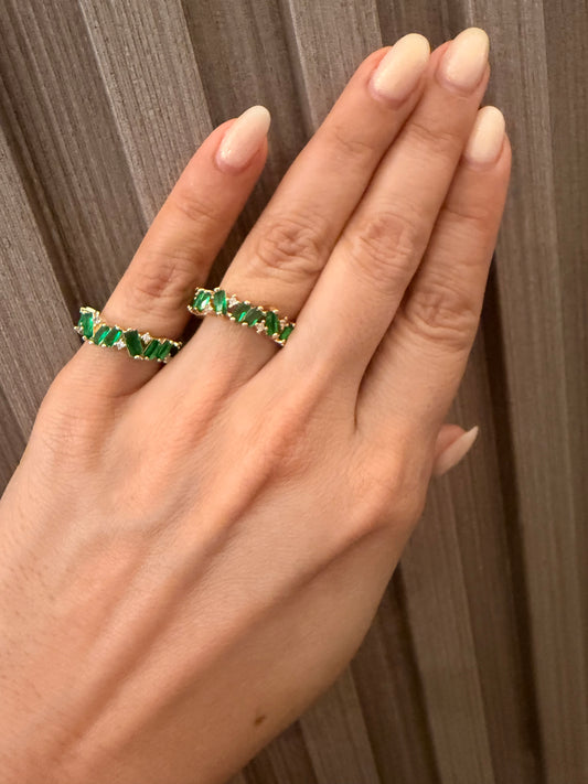 Anillo de baguettes y Cz green