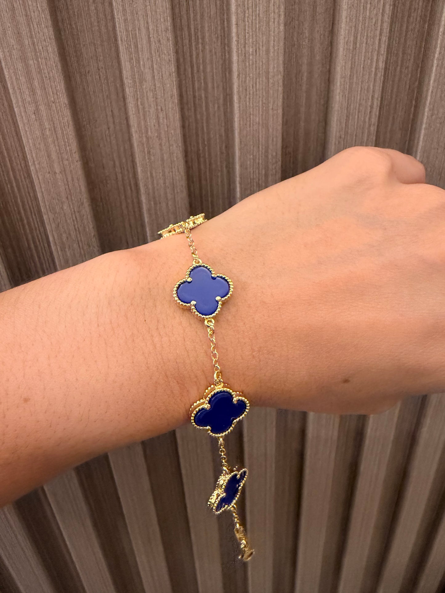 Pulsera de flor Blue con rodio