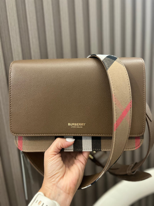 Burberry Mackford Marrón