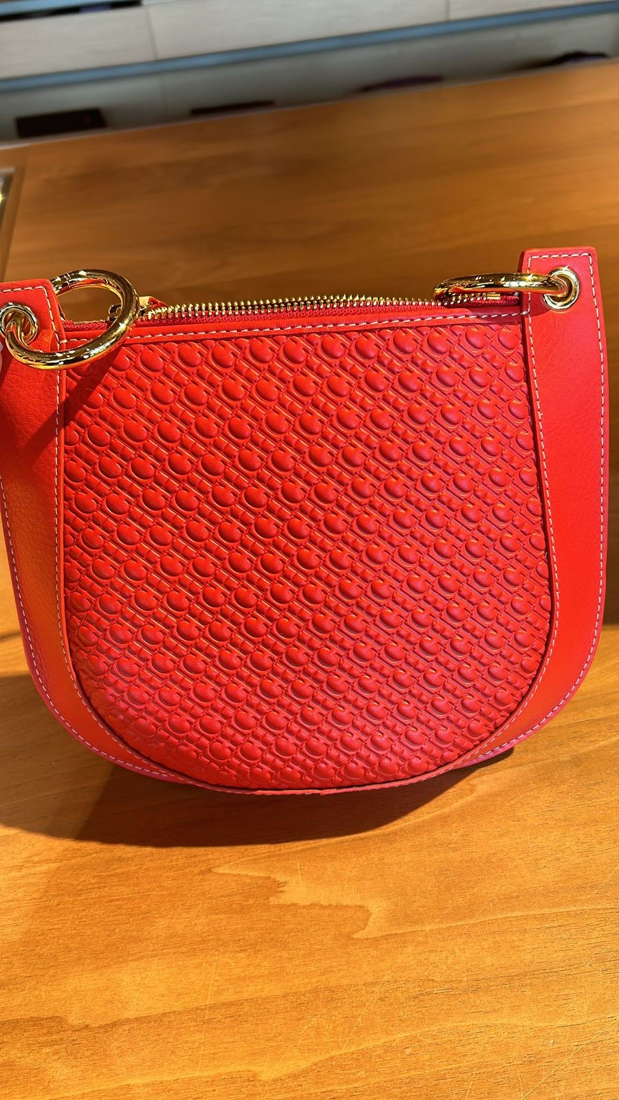 Bolso Carolina Herrera Red Castañuela