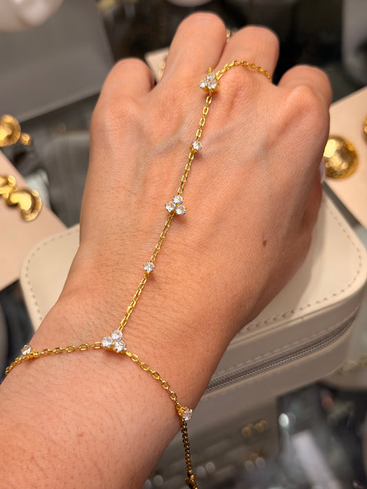 Pulsera de mano Gold detalles con circonias