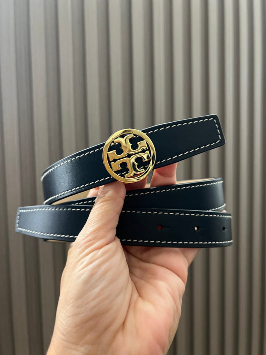 Cinturón Tory Burch negro con Logo Gold