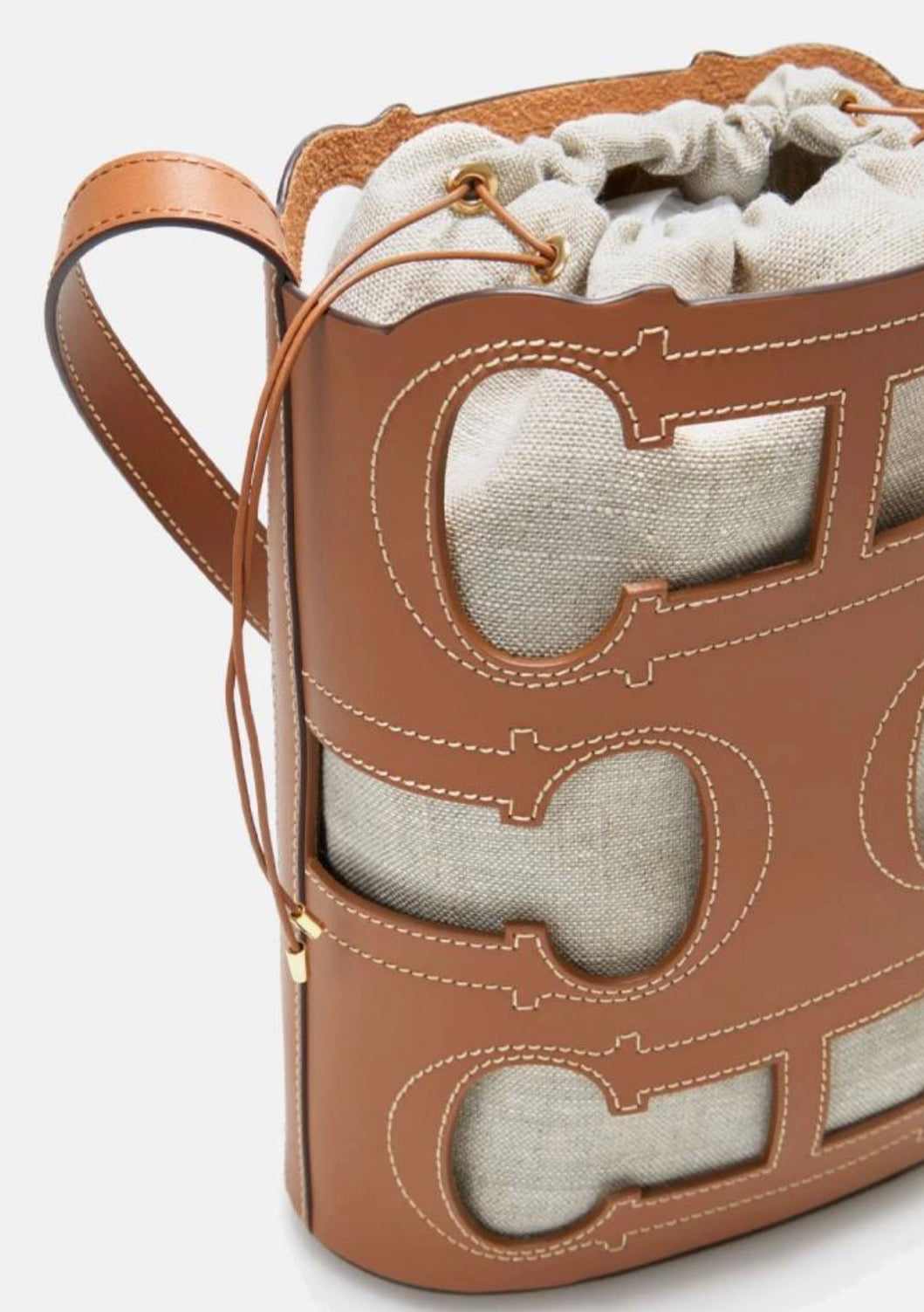Pre Order Bolso Carolina Doma Insignia Cut Out